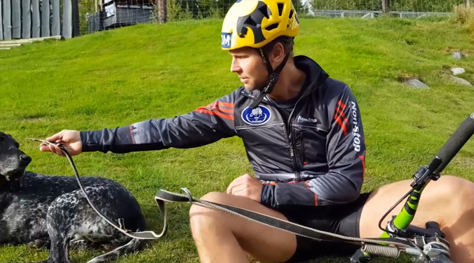 Barre de traction vtt et trottinettes - NON-STOP Dogwear vidéo_1